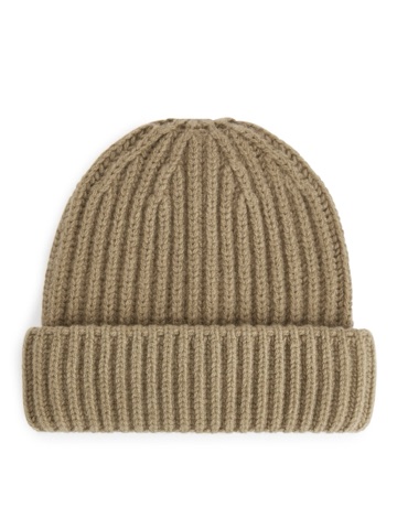 ARKET Ribbed Wool Beanie